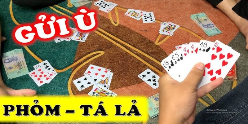 Nếu có người ù trước khi kết thúc vòng chơi thứ 4, ván bài lập tức kết thúc